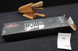 NEW IN BOX 10 PC HELLS KITCHEN TOOL SET  CHICAGO CUTLERY
