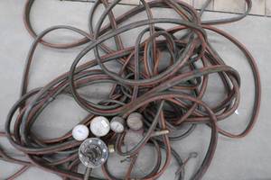 WELDING HOSES W 2 GAUGES
