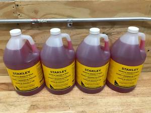 lot 89 image: Stanley Vehicle Wash & Wax Pressure Washer Detergent (Case of 4 Jugs)