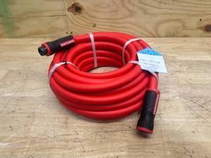 lot 39 image: CRAFTSMAN Hot Water Hose- 58 in. 50 ft.