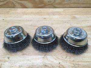 lot 130 image: Lot of 3 - Wire Brushes