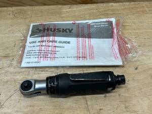 lot 135 image: HUSKY 14 in. Ratchet Wrench