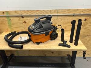 lot 162 image: RIDGID 4 Gallon 5.0 Peak HP Portable Shop Vac Wet Dry Vacuum