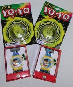 Ryan�s World Watch (2) and Yo-Yo (2).