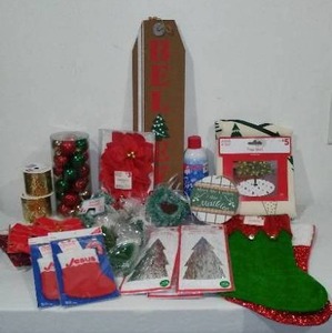New Christmas DecorAccents.