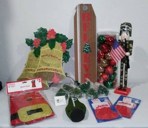 NEW Christmas Decor Accents.