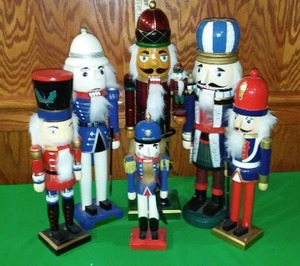 Holiday Nutcracker Collection, (6) Traditional Themed.