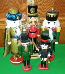 Holiday Nutcracker Collection, (5) Traditional Themed.