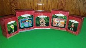 Assorted Hallmark Ornaments. (5).