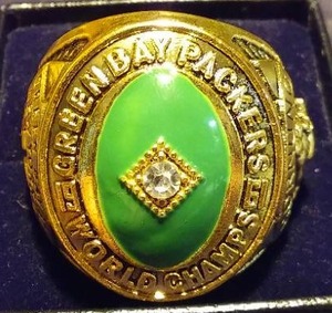 Green Bay Packers NFL Super Bowl Ring.
