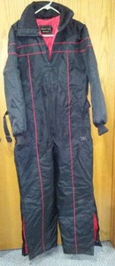 Men�s Yamaha Snowmobile Suit.