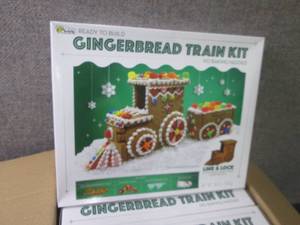 lot 16 image: 6- 25 oz Gingerbread Train Kits...
