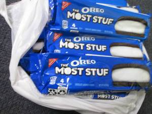 lot 53 image: 12- 3 oz Oreos Most Stuf...