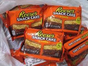 lot 112 image: 12- 2.75 oz Reeses Snack Cakes...