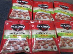 lot 138 image: 6- 3.25 oz Jack Links Jalapeno Chic...