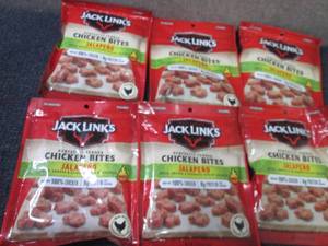 lot 139 image: 6- 3.25 oz Jack Links Jalapeno Chic...