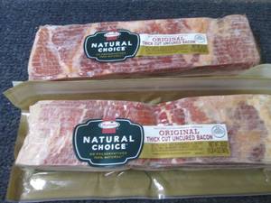 lot 200 image: CC 2- 20 oz Hormel FROZEN Natural C...