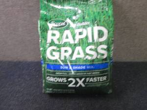 lot 216 image: Scotts Turf Builder Rapid Grass Sun...