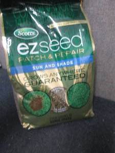 lot 226 image: Scotts EZ Seed Patch and Repair Sun...