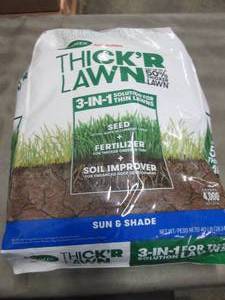 lot 247 image: Scotts Turf Builder THICKR LAWN Gr...