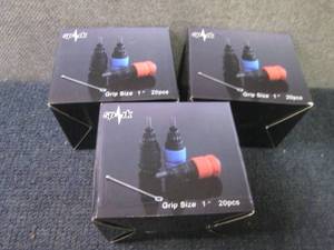 lot 266 image: 3- pks-20 pc Grip Tubes...