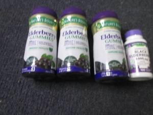 lot 320 image: 3-70ct Elderberry Gummies plus caps...