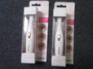 lot 336 image: 2- True Glow By Conair Vibrating Wa...