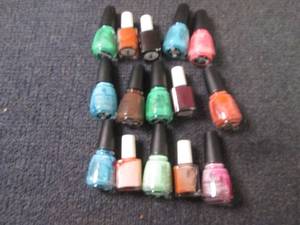 lot 362 image: 15 Assorted Nail Polish...