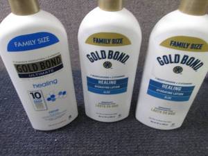 lot 368 image: 3- 20 oz Gold Bond Healing Hydratin...