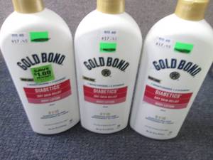 lot 371 image: 3- 18 oz Gold Bond Diabetics Body L...
