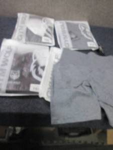 lot 418 image: 4 pair Gym Wolf Small Scrunch Short...