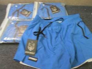 lot 453 image: 4 pair Gym Wolf Medium Mens Athlet...
