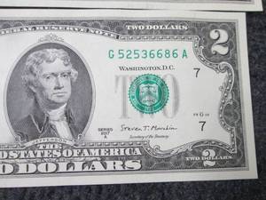 lot 460 image: 6 Sequential, Uncirculated $2 Bills...