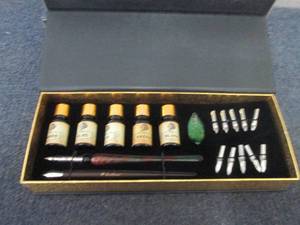lot 482 image: 2- 20-Piece Daveliou Complete Call...