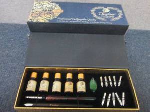 lot 484 image: 2- 20-Piece Daveliou Complete Call...