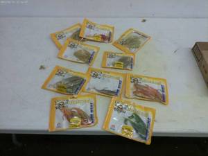 lot 145 image: Group of 10 Calcutta soft Fishing Plastics - Various Colors and Designs
