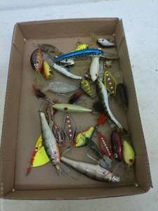 lot 173 image: Assortment of Fishing Lures - Mixed Styles & Colors