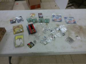 lot 189 image: Assortment of Fishing Tackle and Accessories - Hooks, Leaders, and More
