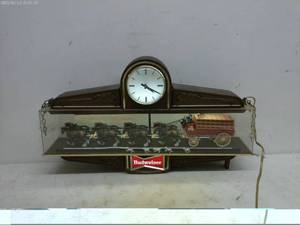 lot 13 image: Vintage Budweiser Clydesdale Team Display Case with Clock