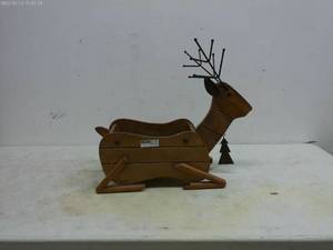 lot 269 image: Wooden Reindeer Decoration with Antlers - Rustic Holiday Decor