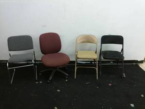 lot 408 image: Lot of 4 Used Office and Folding Chairs - Mixed Styles