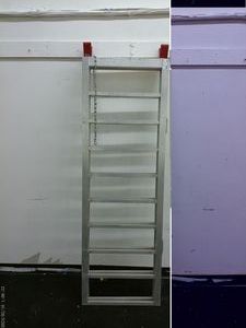 lot 416 image: Aluminum Loading Ramp with Safety Chain - 1000 lb Load Capacity