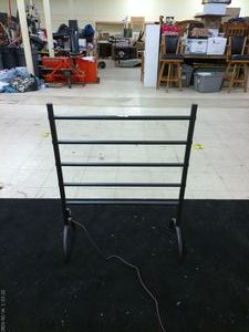 lot 421 image: Heavy-Duty Electric Drying Rack