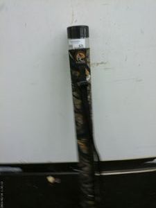 lot 425 image: Archery Set with 5 ICS Hunter Arrows and Camouflage Quiver