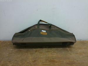 lot 498 image: Used Compound Bow with Soft Case and Arrows