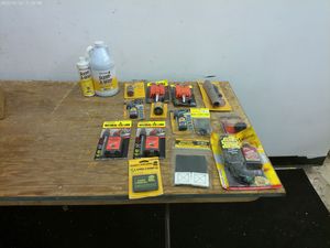 lot 512 image: Lot of Hunting Scents and Lures - Elk and Deer Scent Products