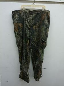 lot 550 image: Camo PantsJacket by Mossy Oak, Size 2XL