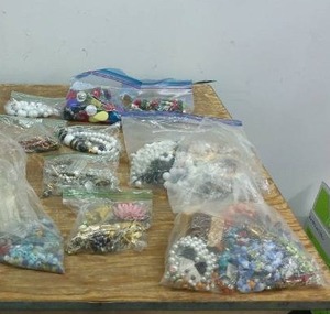 lot 645 image: Lot of Assorted Craft Beads and costume Jewelry