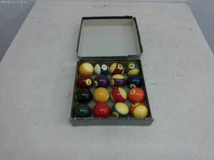 lot 298 image: Super Aramith Pro Belgian Pool Balls Set