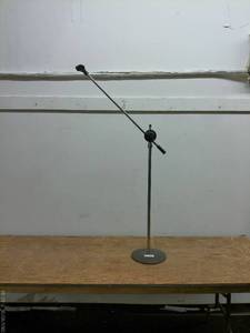 lot 667 image: Adjustable Microphone Stand with Shure Microphone Clip